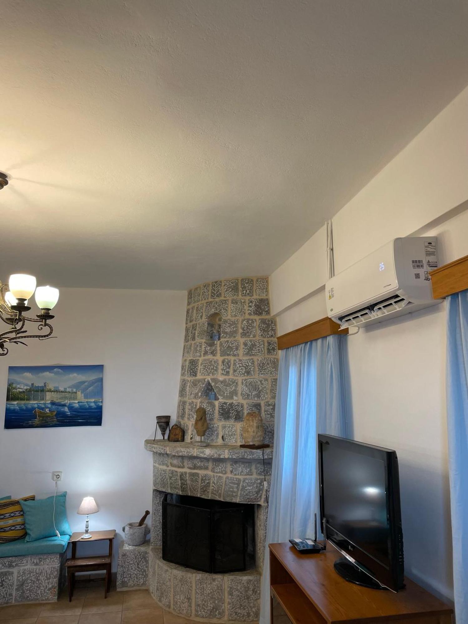 Πύργος Παραδοσιακός Με Μαγευτική Θέα - Villa Traditional Tower With Amazing Sea View Areopoli Exterior foto